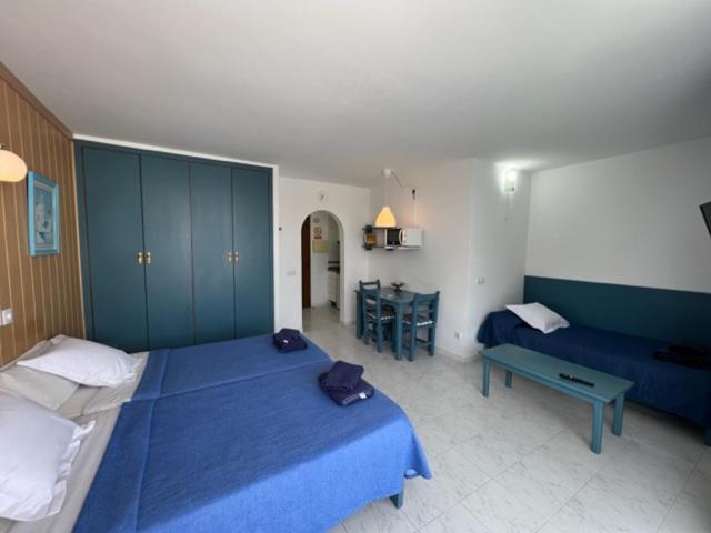 Apartamentos Can Marsalet Пуэрто-Колом Экстерьер фото