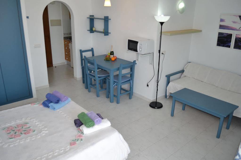 Apartamentos Can Marsalet Пуэрто-Колом Экстерьер фото